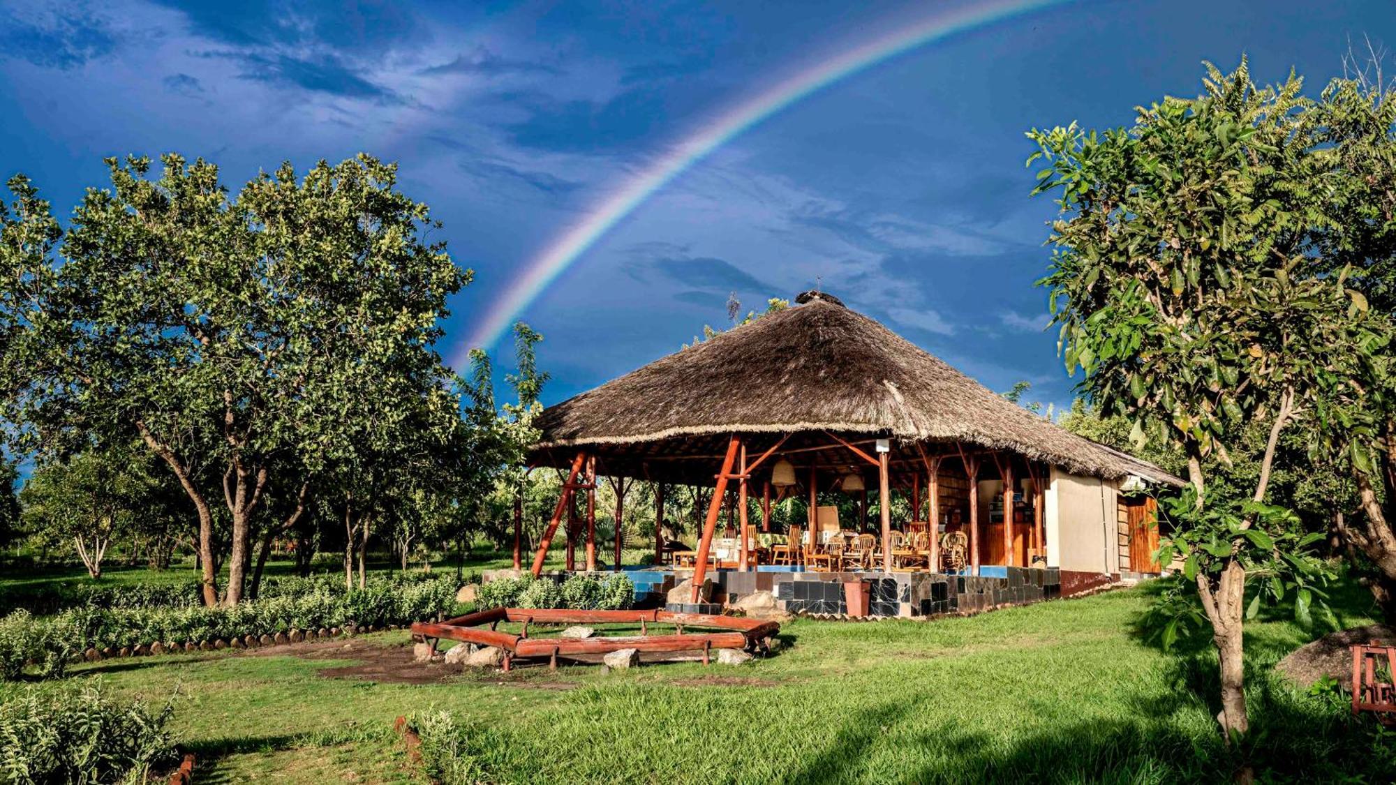 Mama Washindi Lodge Pakwach エクステリア 写真